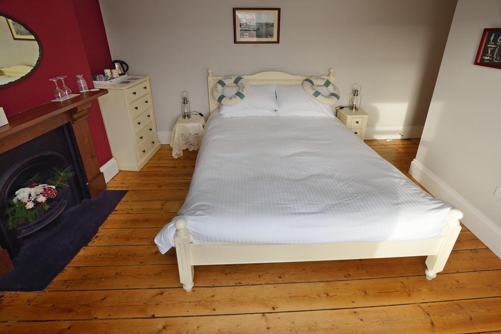 Beacon House B&B 브릭섬 외부 사진