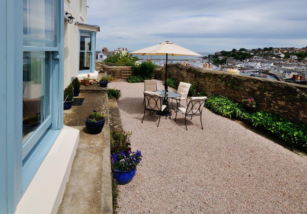 Beacon House B&B 브릭섬 외부 사진